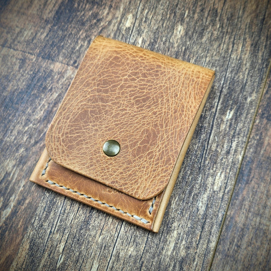 The Oliver Natural Waxy