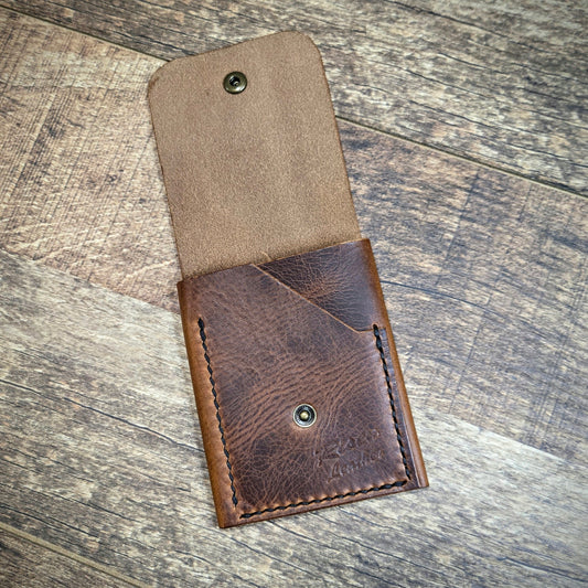 The Oliver Cognac Waxy