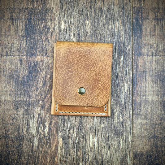 The Oliver Natural Waxy