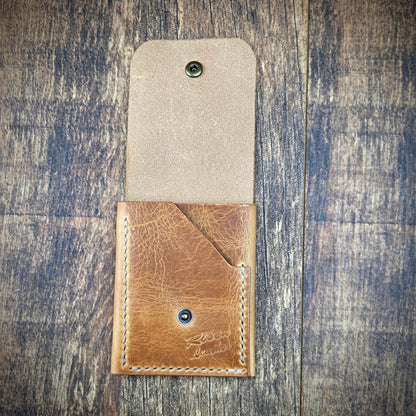 The Oliver Natural Waxy